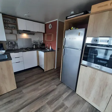 Serenity 565 Au Des Reves-camping 4 Etoiles-mobil 3ch-6pl-clim-sdb- Wc Separe-au Calme, Belle Vue Sur Le Lac, Sans Vis A Vis *