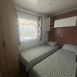Κάμπινγκ Serenite-565 Au Des Reves-camping 4 Etoiles-mobilhome 3ch-6pl-clim-sdb-wifi-au Calme, Belle Vue Sur Le Lac, Sans Vis A Vis Lattes