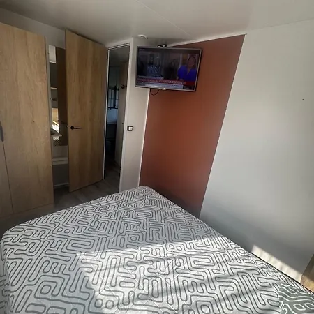 Serenite-565 Au Des Reves-camping 4 Etoiles-mobilhome 3ch-6pl-clim-sdb-wifi-au Calme, Belle Vue Sur Le Lac, Sans Vis A Vis *